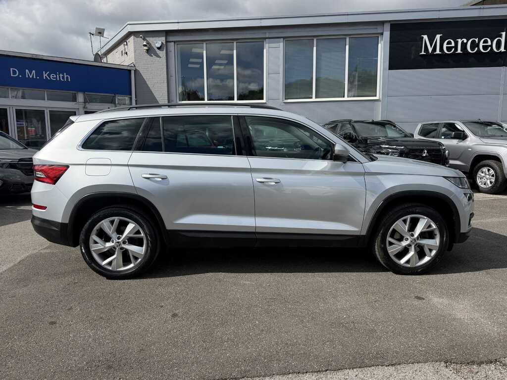 Skoda Kodiaq Automatic White #7
