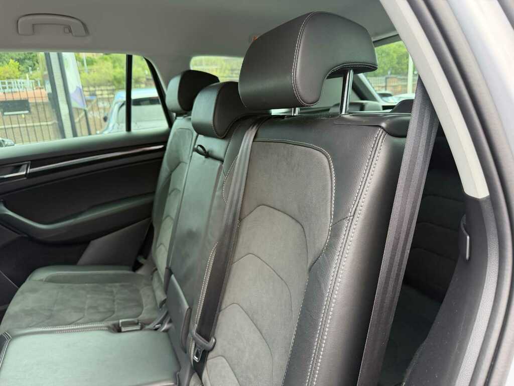 Skoda Kodiaq Automatic White #20