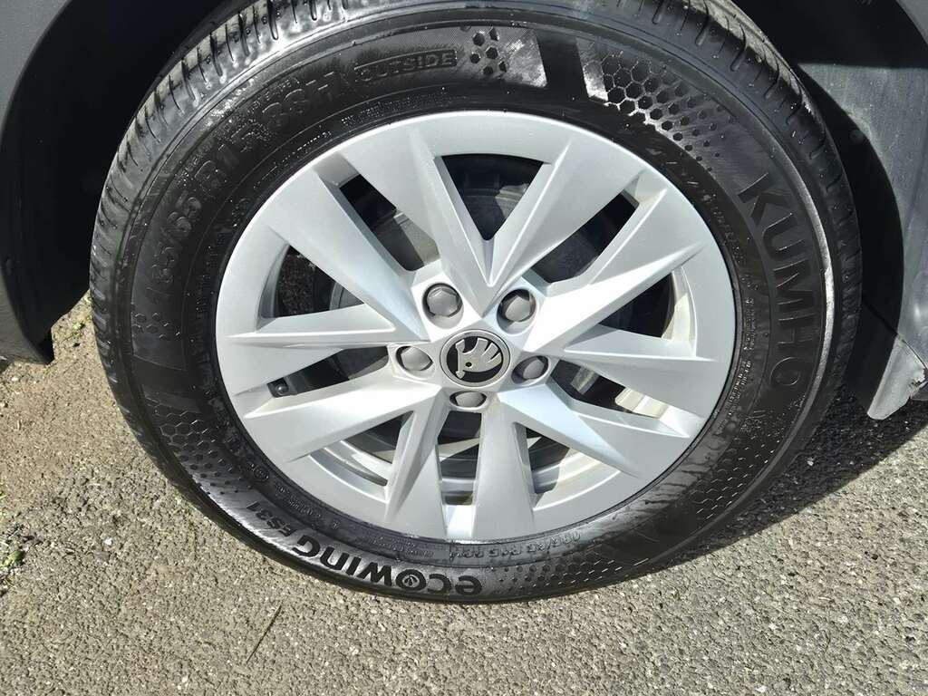 Skoda Fabia 1.0 Tsi Se Comfort Grey #6