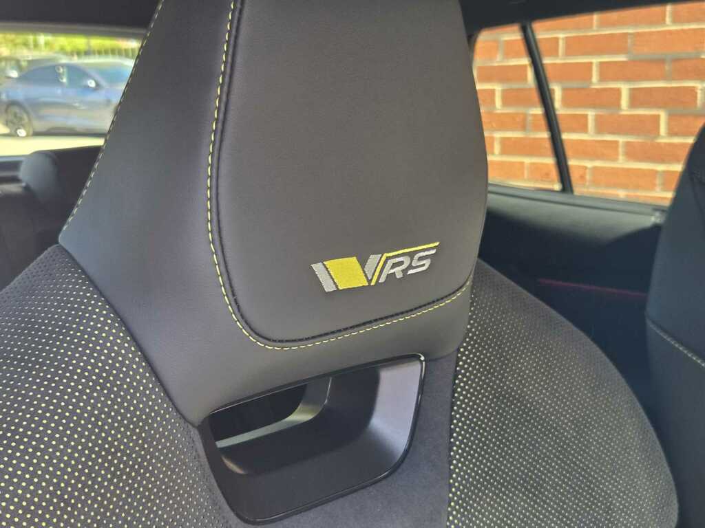 Skoda Elroq Vrs Green #13