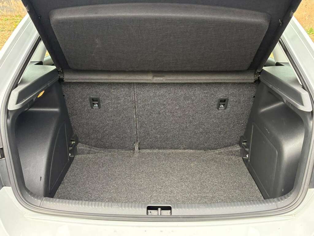 Skoda Rapid Spaceback 1.6 Spaceback Se Tdi Cr White Low Ta White #32