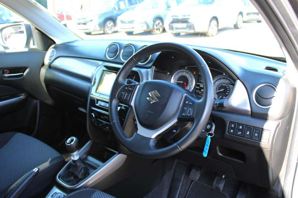 Suzuki Vitara 1.5 Hybrid Sz-t #18