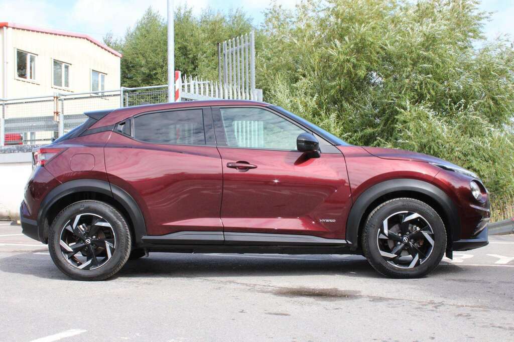 Nissan Juke 1.6 Hybrid N-connecta Red #4