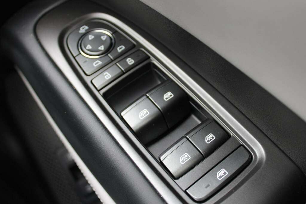 Byd Seal 390Kw Excellence Awd 83Kwh Black #39
