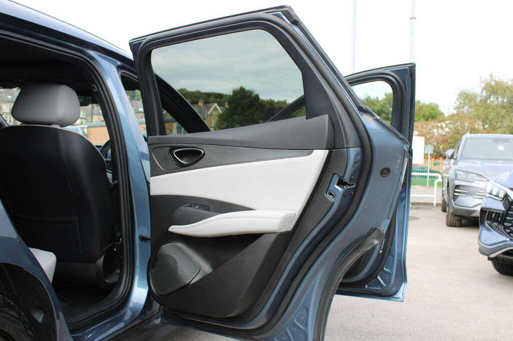 Byd Seal 390Kw Excellence Awd 83Kwh Black #18