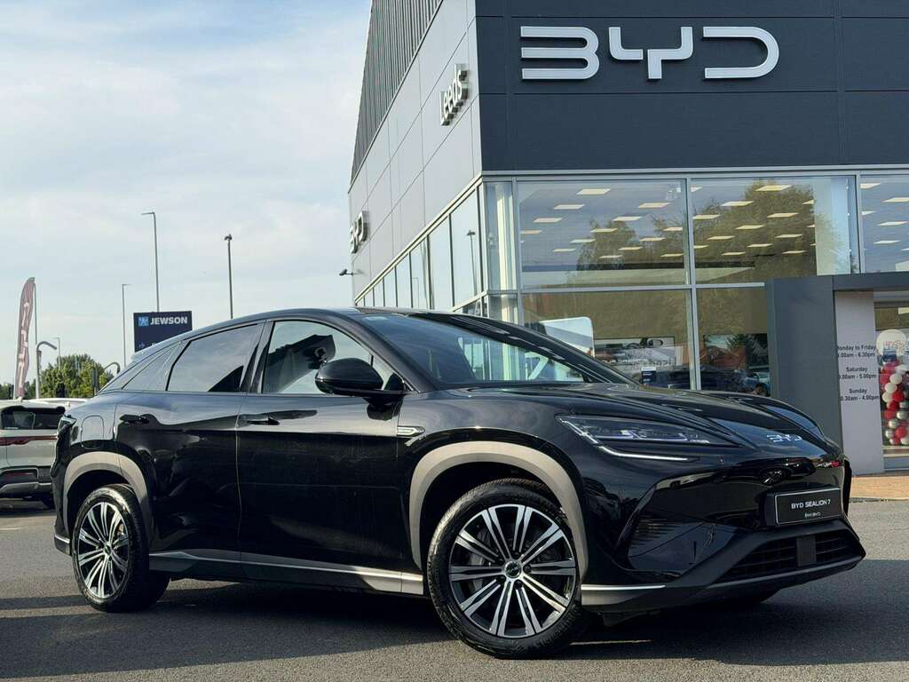 Byd Sealion 7 82.5Kwh Comfort Suv 313 Ps Black