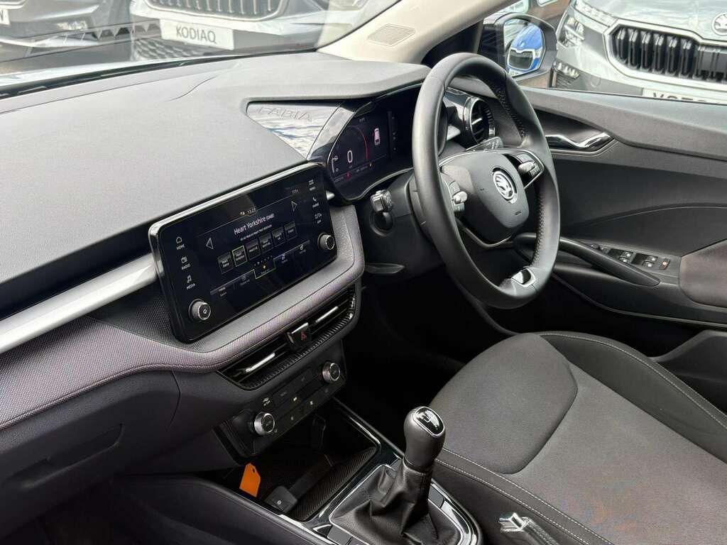 Skoda Fabia Fabia 1.0 Tsi Se Edition Grey #2