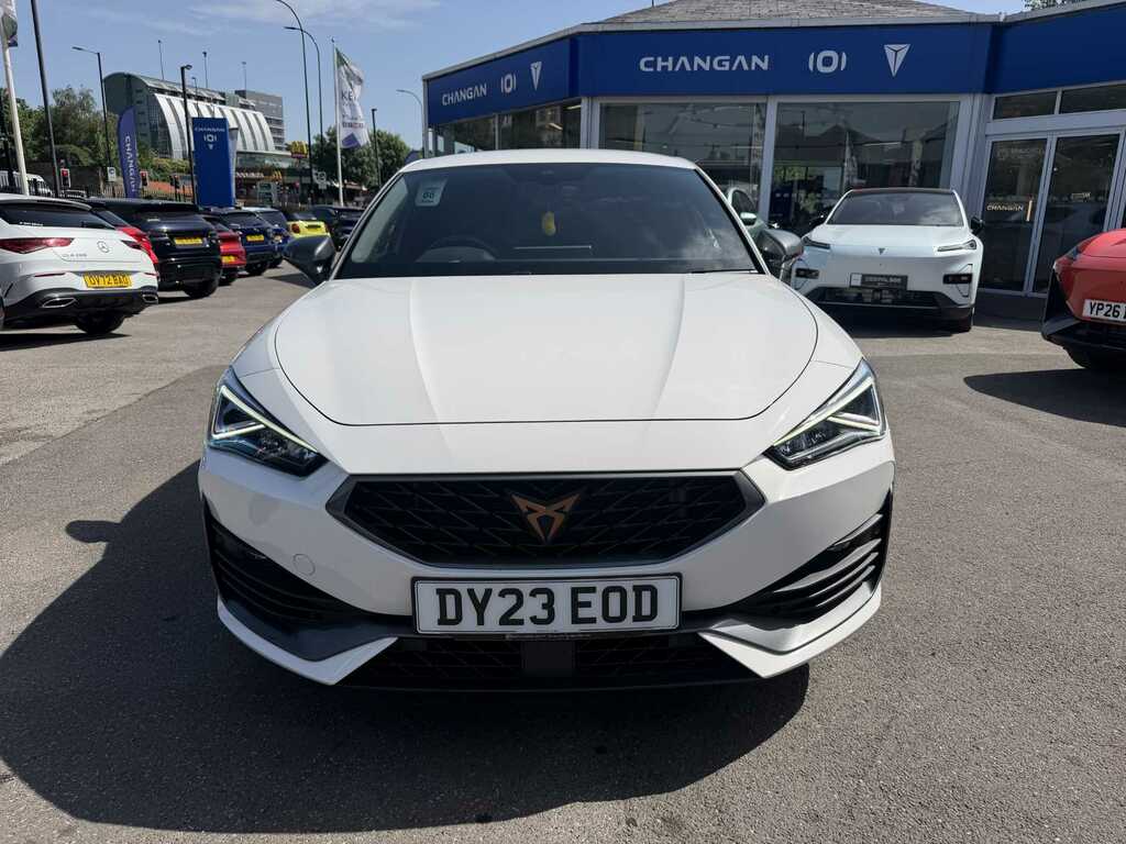 Cupra Leon 2.0 Tsi 300 Vz2 Dsg White #2