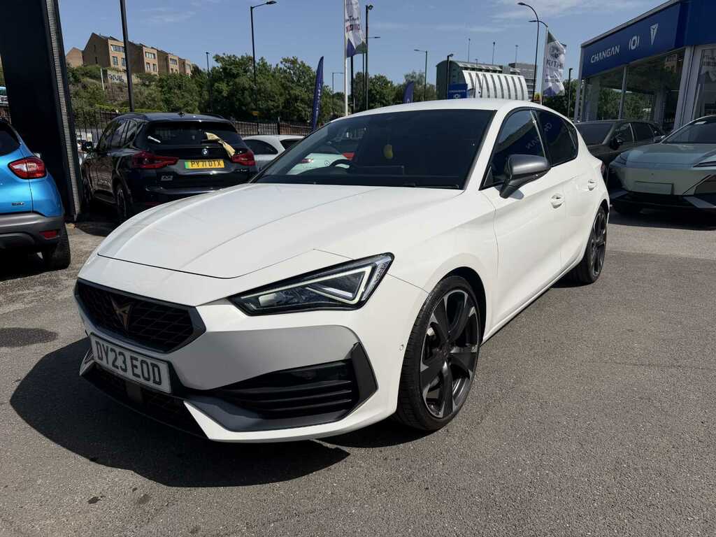 Cupra Leon 2.0 Tsi 300 Vz2 Dsg White #3