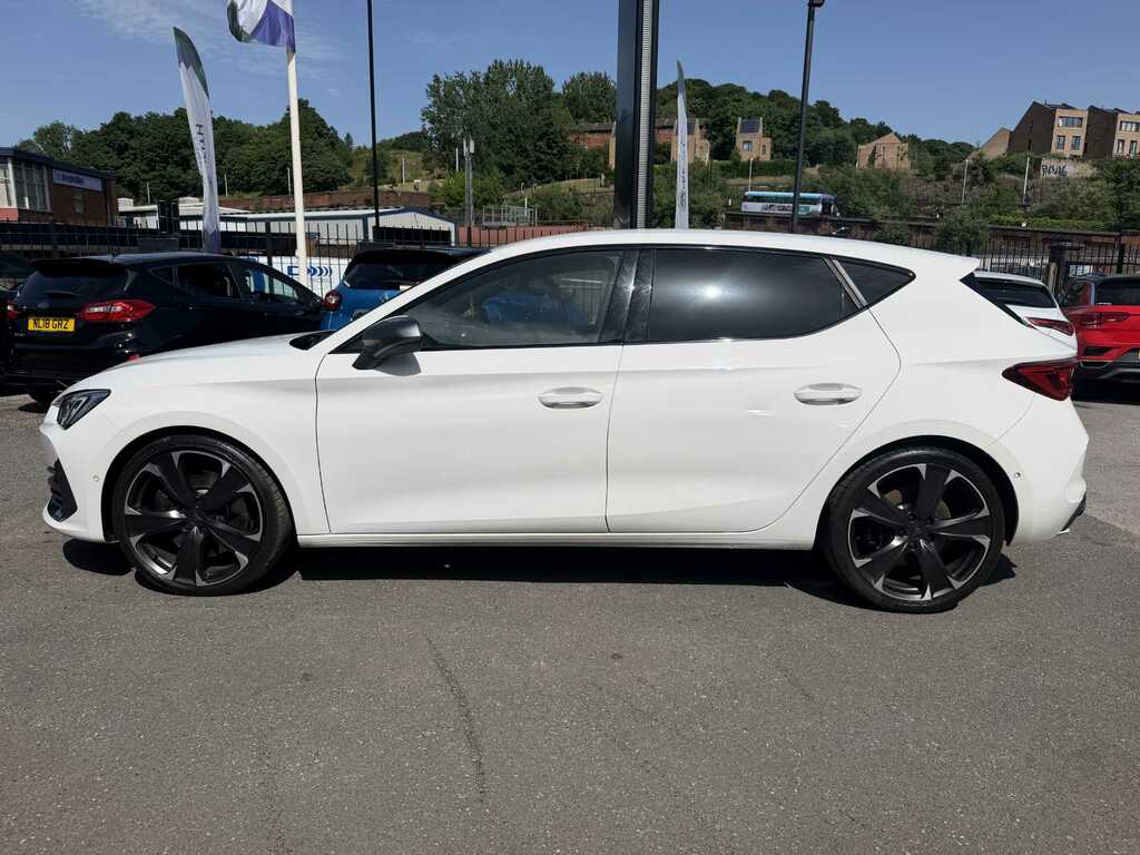 Cupra Leon 2.0 Tsi 300 Vz2 Dsg White #4