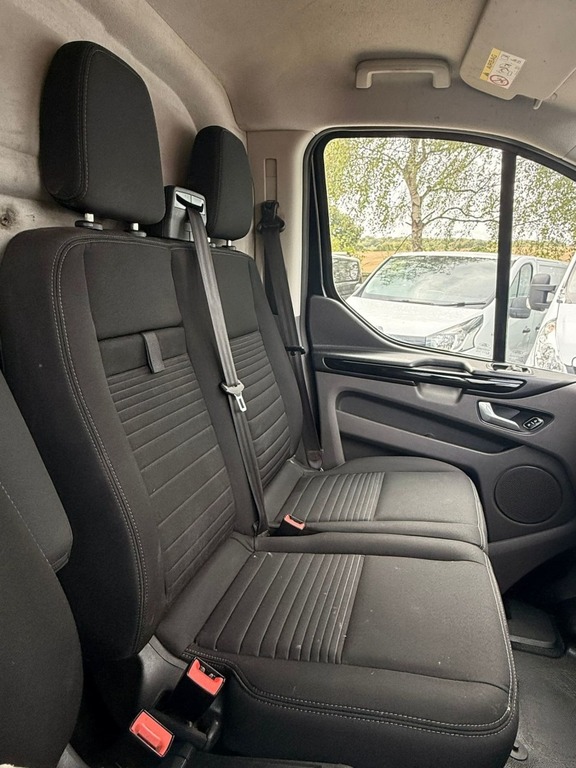 Ford Transit Custom 2.0 Ecoblue 130Ps Low Roof Limited Van Grey #16