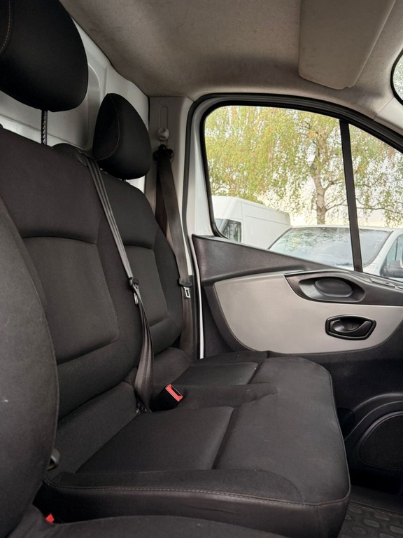 Renault Trafic Panel Van 1.6 Dci 27 Business Swb Standard Roof E White #15