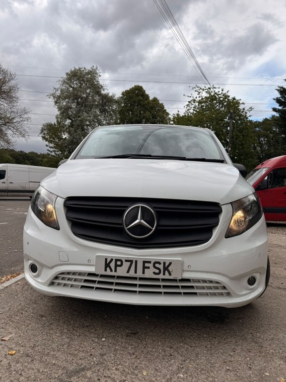 Mercedes-Benz Vito 2.0 114 Cdi Progressive G-tronic Rwd L2 Lwb White #3