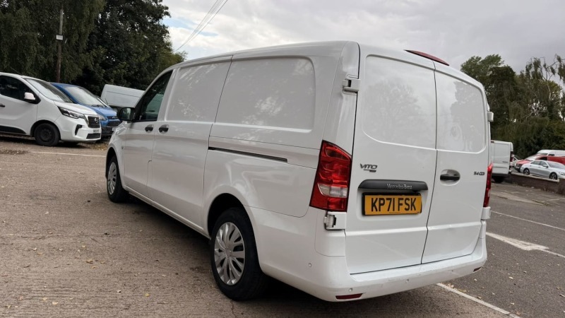 Mercedes-Benz Vito 2.0 114 Cdi Progressive G-tronic Rwd L2 Lwb White #6