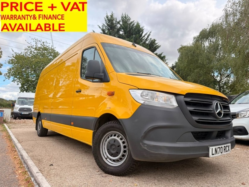 Mercedes-Benz Sprinter 3.5T H2 Progressive Van Yellow