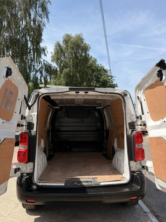 Citroen Dispatch Panel Van 1.5 Bluehdi 1000 Enterprise M Fwd 2 Euro White #13