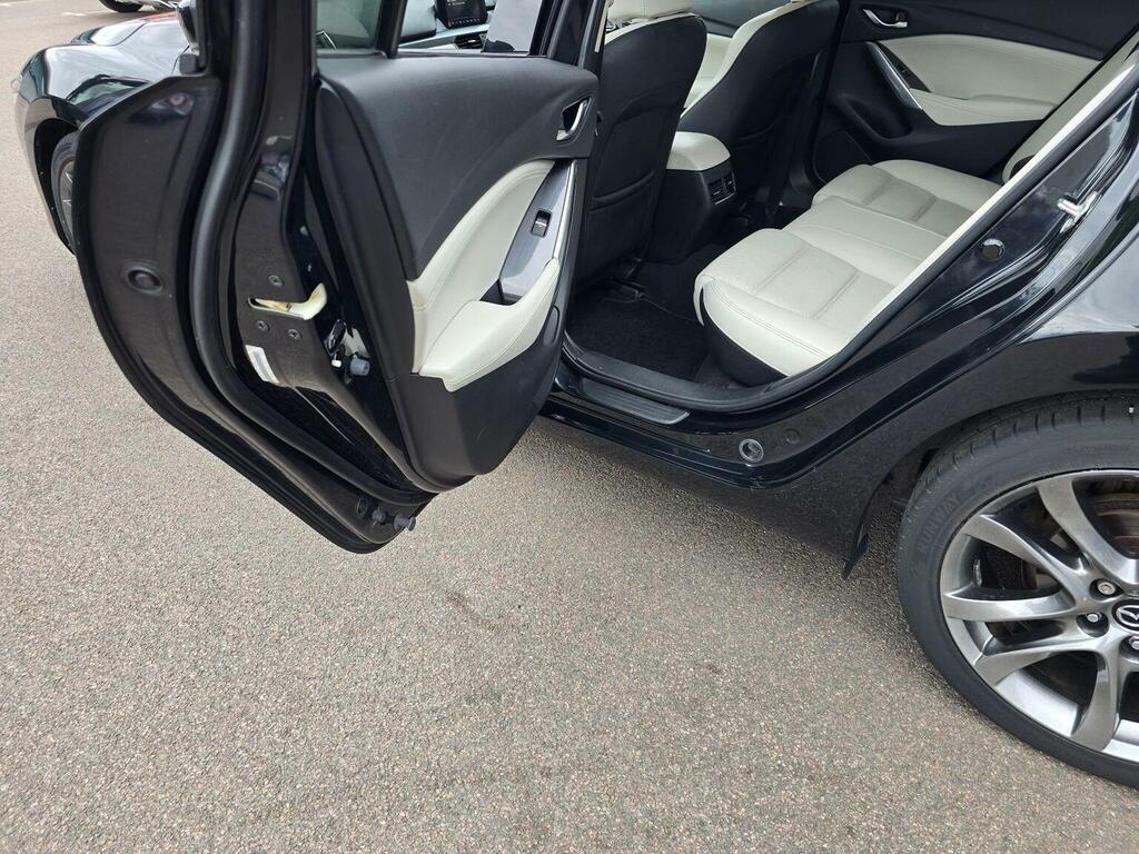Mazda 6 2.2 D Skyactiv-d Sport 4-Door Saloon Silver #50