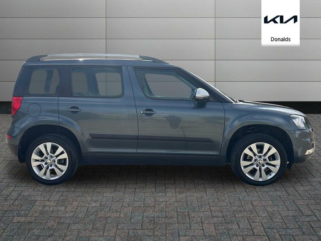 Skoda Yeti Hatchback Blue #2