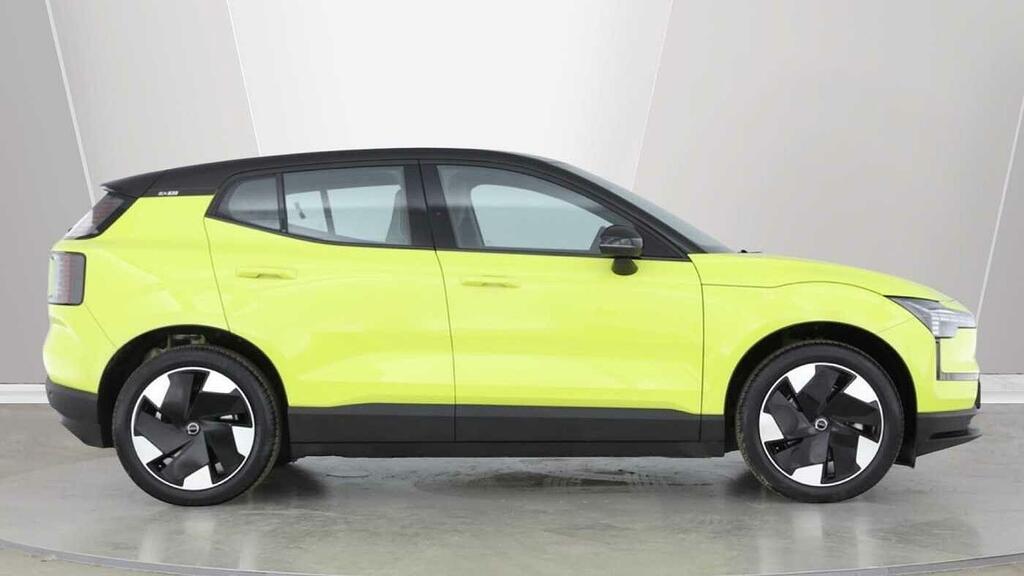 Volvo EX30 Plus Single Motor Extended Range Yellow #2
