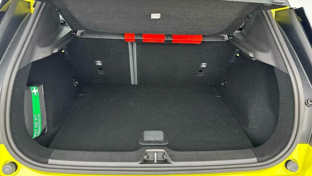 Volvo EX30 Ultra Black #13