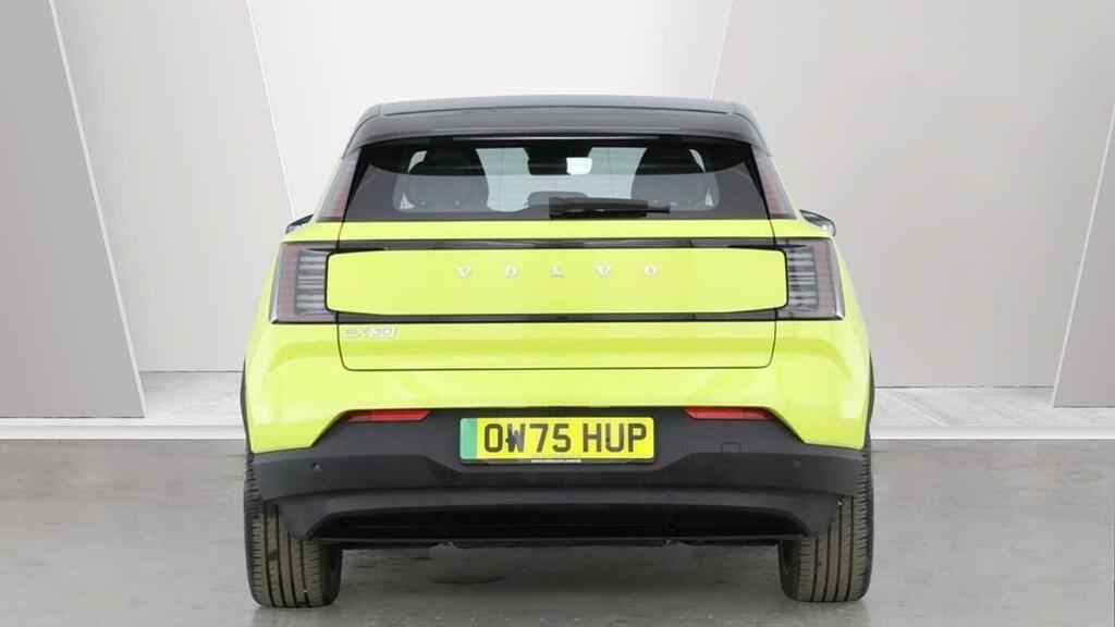 Volvo EX30 Plus Single Motor Extended Range Yellow #4