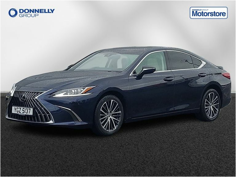 Lexus ES Saloon Black #13