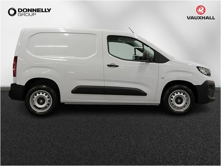 Vauxhall Combo 1.5 Turbo D 2300 Prime Plus Xl Panel Van 6Dr Diese White #3