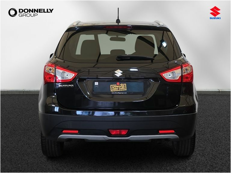 Suzuki SX4 S Cross Green #13