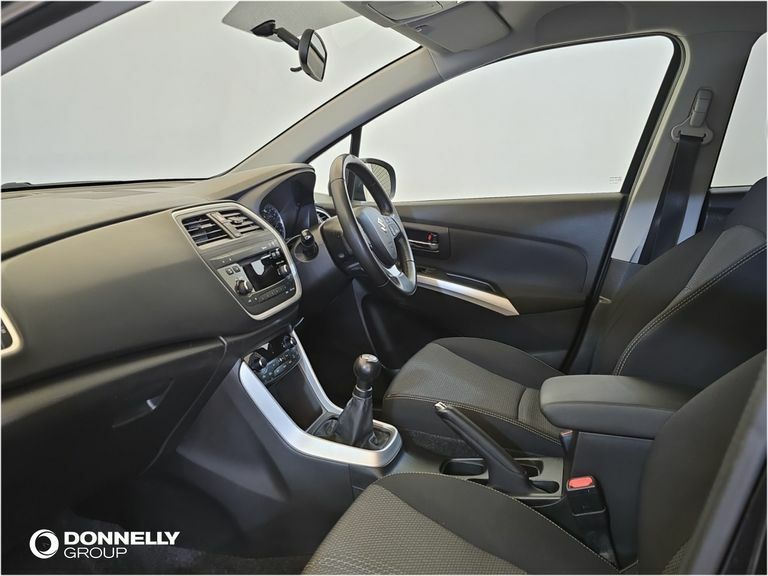 Suzuki SX4 S Cross Green #10