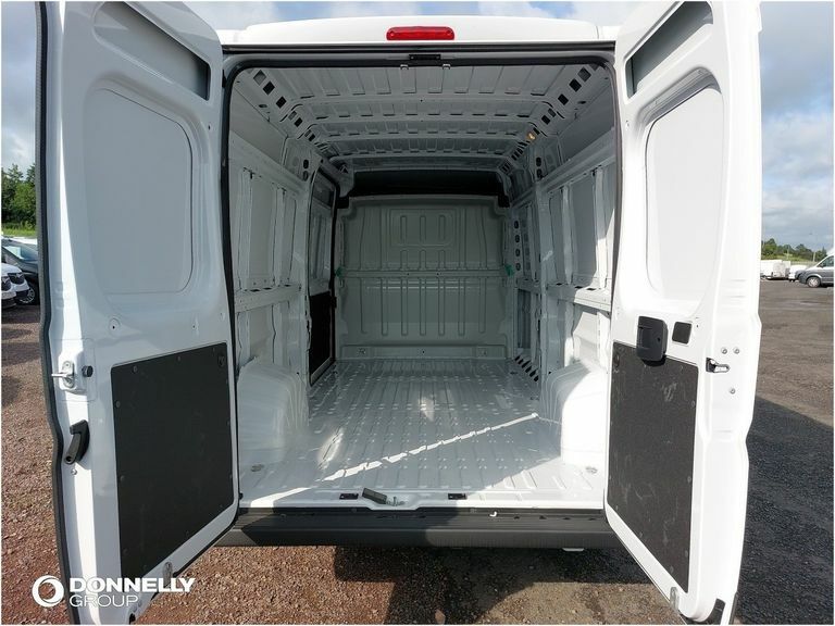 Vauxhall Movano 2L Prime White #9