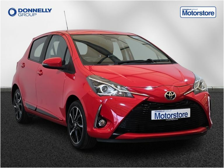 Toyota Yaris Icon Tech Blue #1