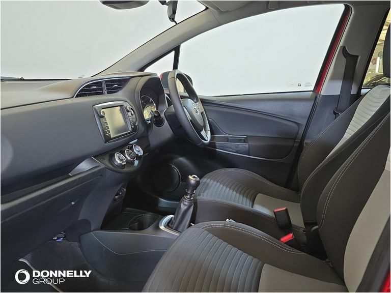 Toyota Yaris Icon Tech Blue #9
