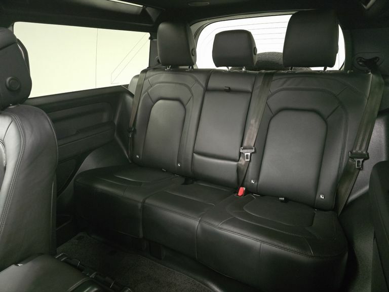 Land Rover Defender 90 Hard Top X-dynamic Hse 90 #4