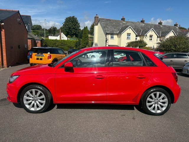 Audi A1 1.6 Tdi Se Black #8