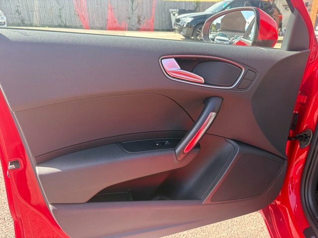 Audi A1 1.6 Tdi Se Black #29