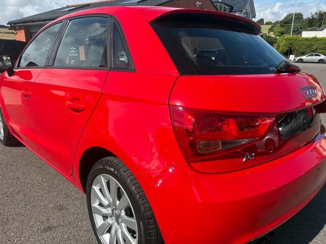 Audi A1 Tfsi S Line Red #6