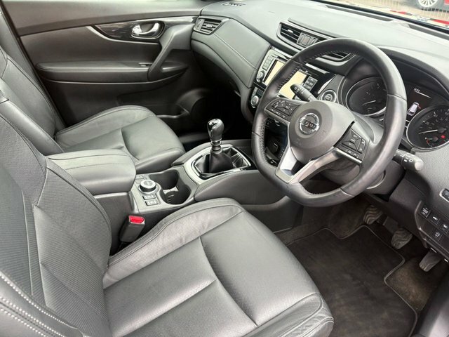 Nissan X-Trail Tekna Black #21