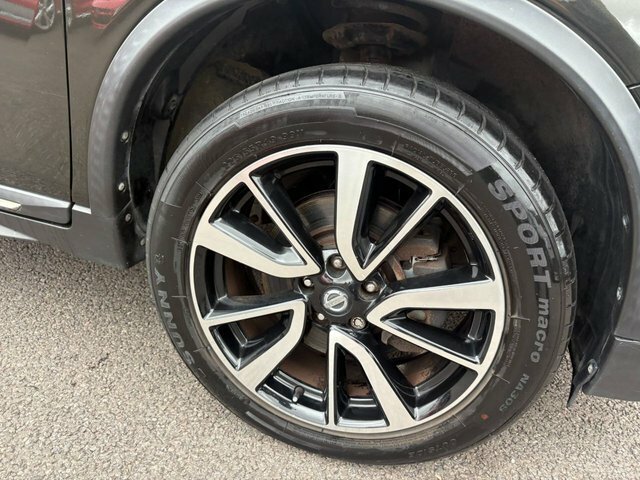 Nissan X-Trail Tekna Black #19