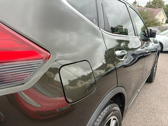 Nissan X-Trail Tekna Black #13