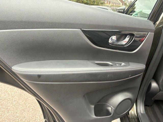 Nissan X-Trail Tekna Black #44