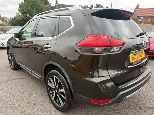 Nissan X-Trail Tekna Black #12