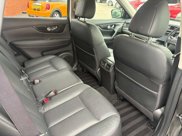 Nissan X-Trail Tekna Black #34