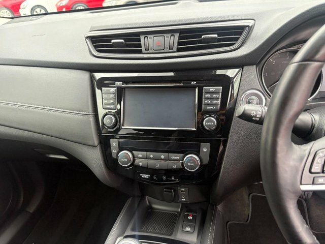 Nissan X-Trail Tekna Black #26