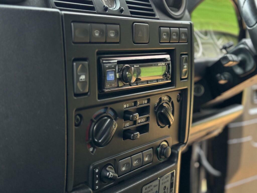 Land Rover Defender 90 2.2L Null Blue #17