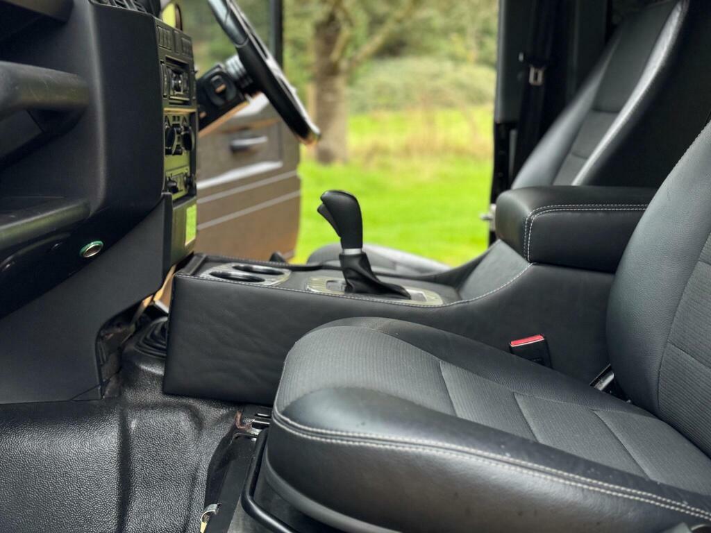 Land Rover Defender 90 2.2L Null Blue #13