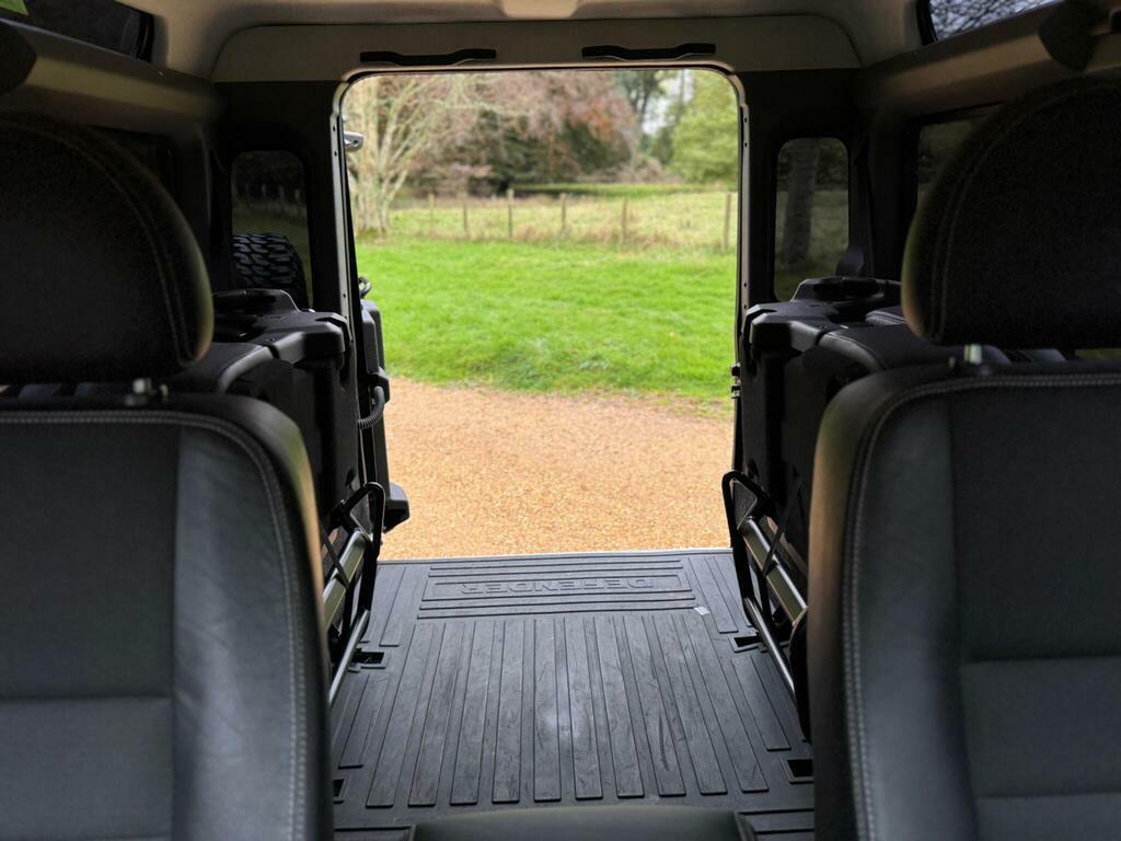 Land Rover Defender 90 2.2L Null Blue #24