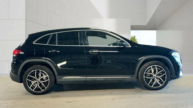 Mercedes-Benz EQA Eqa 250 70.5Kwh Amg Line Premium Suv Electr Black #3