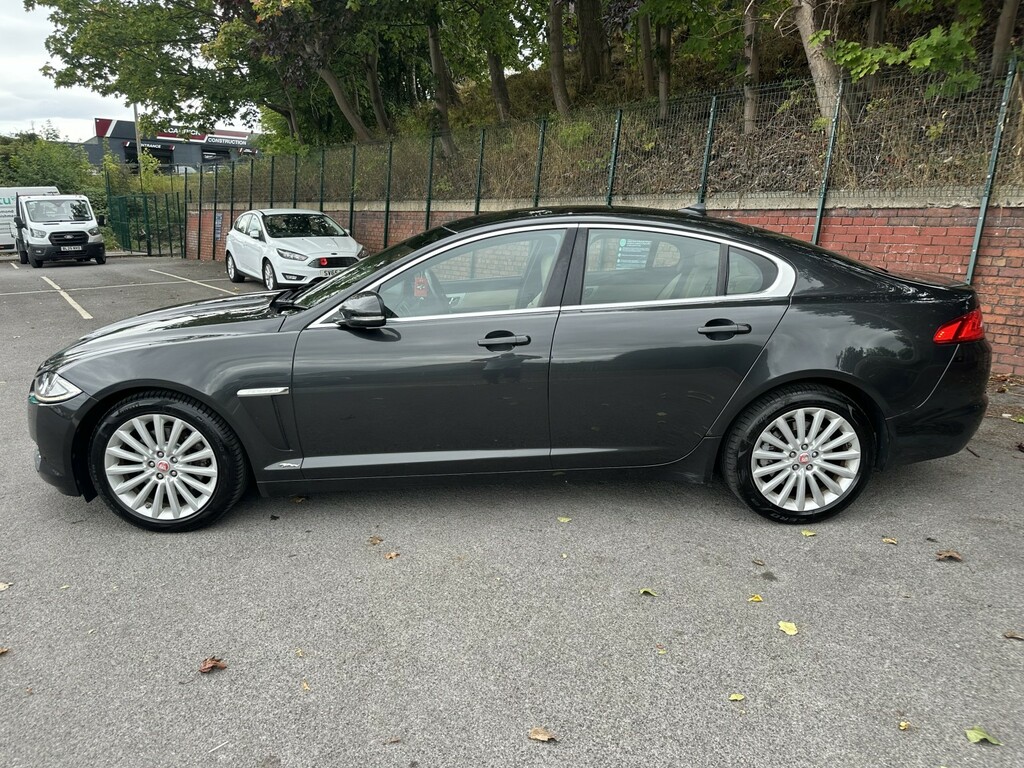 Jaguar XF 2.2 D Luxury Silver #6