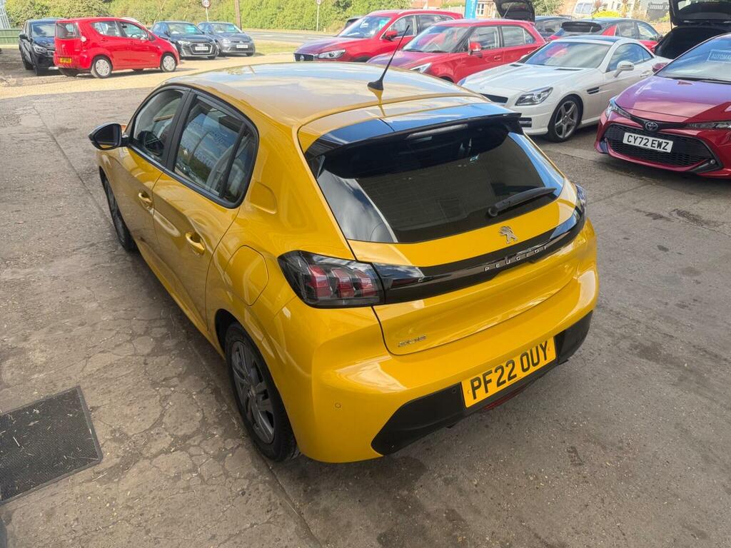 Peugeot 208 1.2 Puretech Active Premium Euro 6 Ss Yellow #5