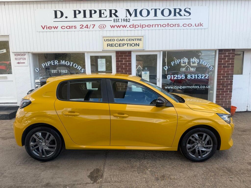 Peugeot 208 1.2 Puretech Active Premium Euro 6 Ss Yellow #2
